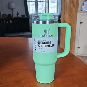 Stanley 30 oz Quencher H2.0 Tumbler